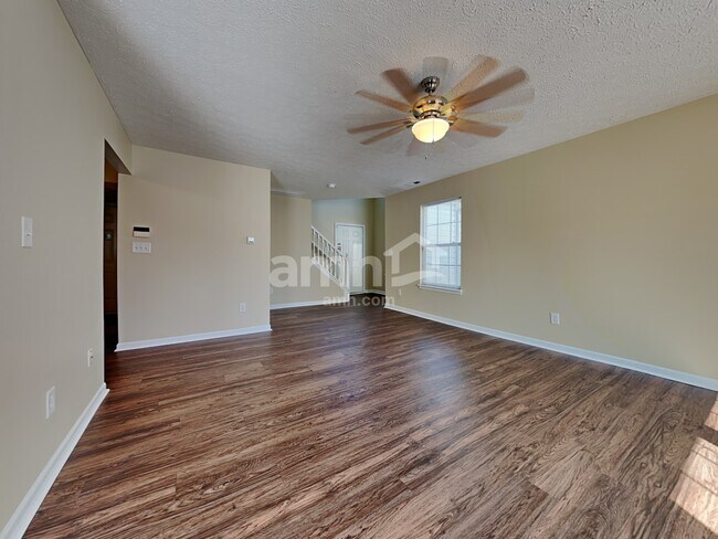 Building Photo - 1925 Tourmaline Dr