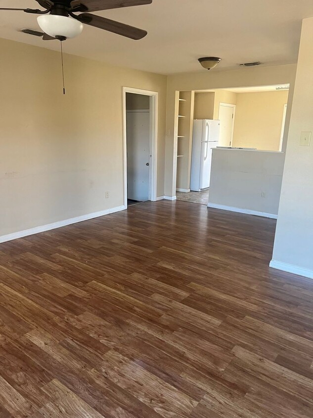 Foto del edificio - AFFORDABLE SOUTHSIDE HOME