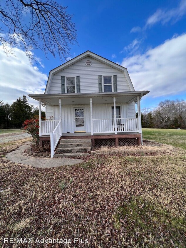 4 br, 2 bath House 1498 Germantown Road House for Rent in Farmville