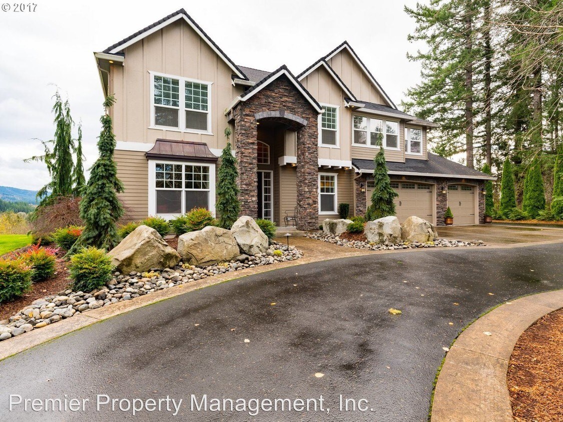 Primary Photo - 4 br, 3.5 bath House - 29615 NE 136th Ct