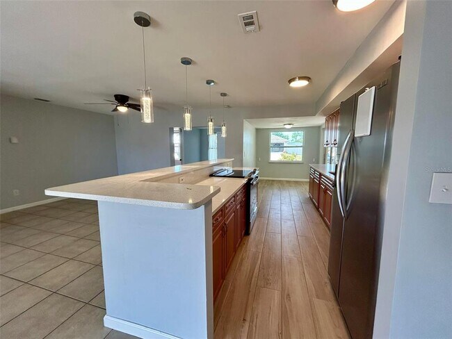 Foto del edificio - 3474 Norwick St