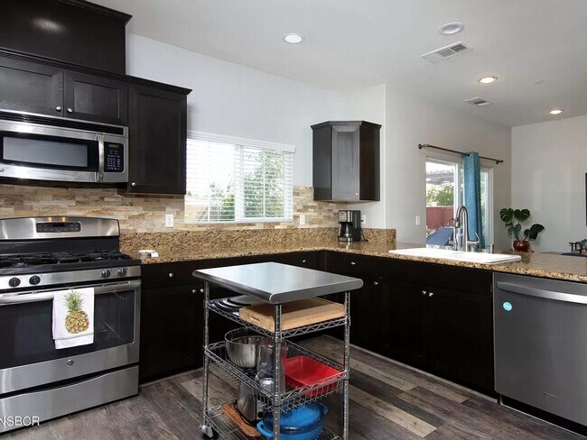 Foto del edificio - Stunning Briar Creek Home!