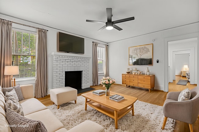 The Oaks Apartments - The Oaks Apartments