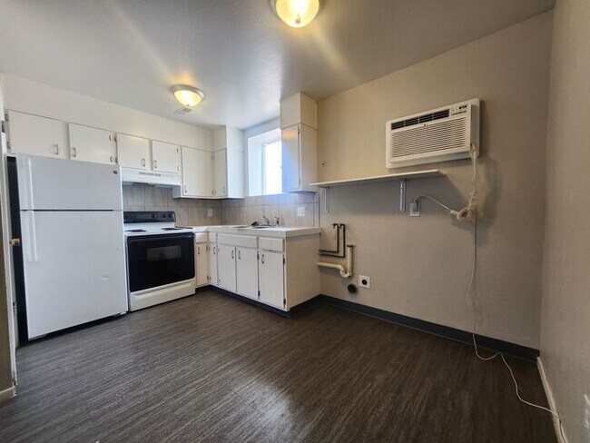 Foto del edificio - Cozy 2-Bedroom – Utilities Included!