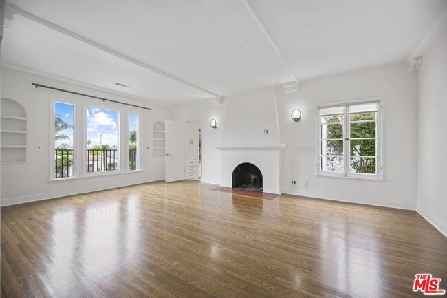 Foto del edificio - 1148 S Stanley Ave