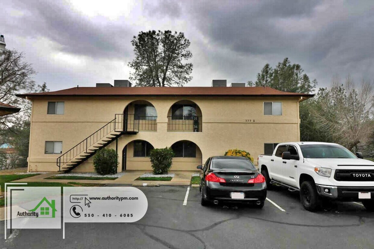 Primary Photo - 333 Boulder Creek Dr