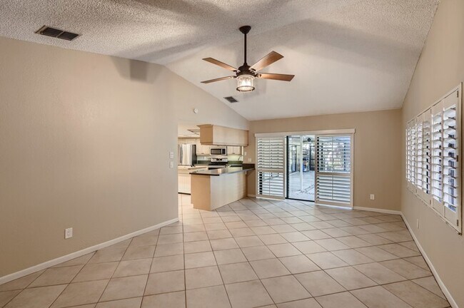 Building Photo - 2911 Pinewood Run