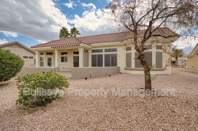 Building Photo - 15704 W Sentinel Dr