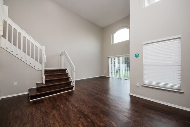 Building Photo - 13028 Lily Pond Ct