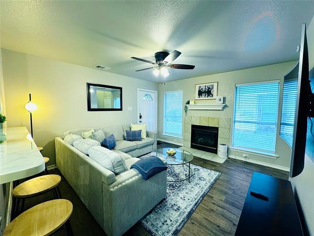 Foto del edificio - 2808 Sunset Strip Dr