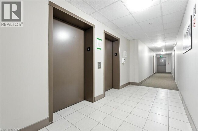 Photo du bâtiment - 149 Main St W