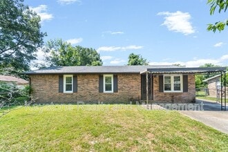 Building Photo - 944 Linda Dr