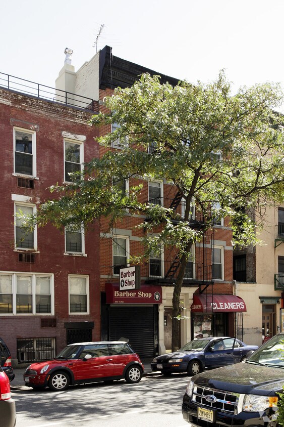 Building Photo - 343 E 21st St