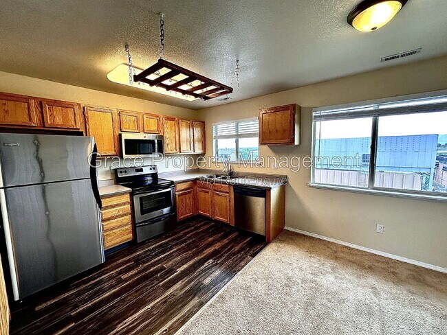 Foto del edificio - 8495 S Reed St