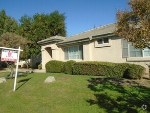 Building Photo - 4502 Pebble Creek Dr