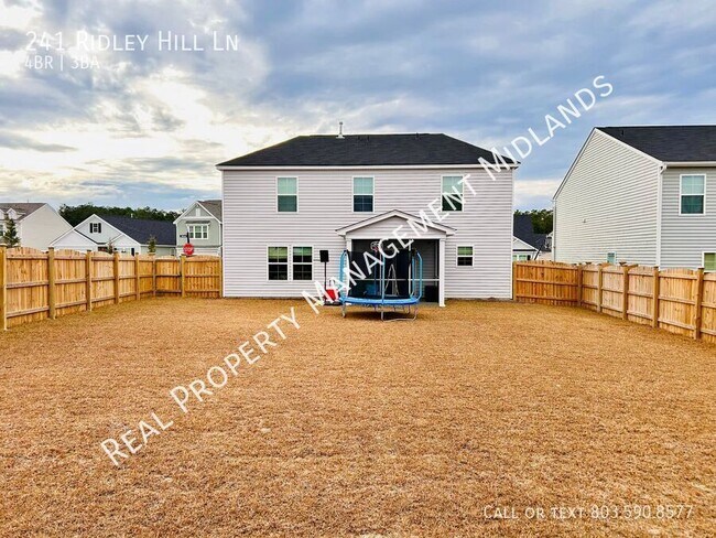 Foto del edificio - 241 Ridley Hill Ln