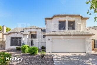 Building Photo - 4110 W Questa Dr