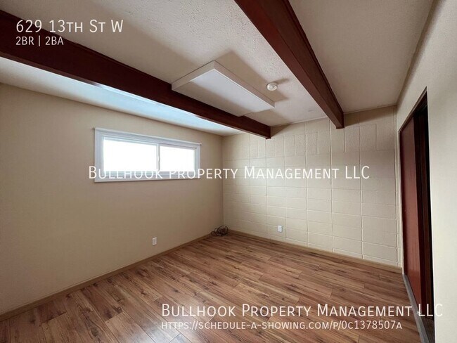 Building Photo - 629 13th St W