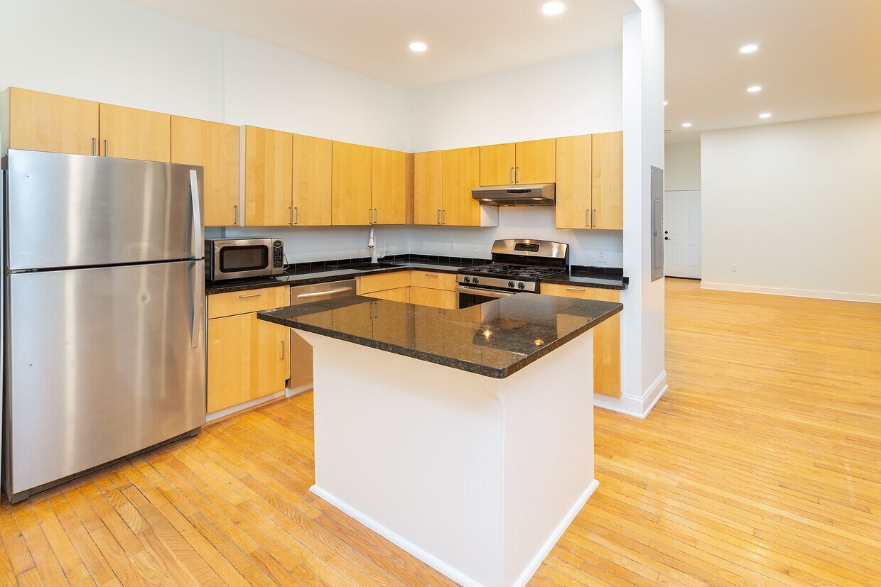 Kitchen - 2516 13th St NW