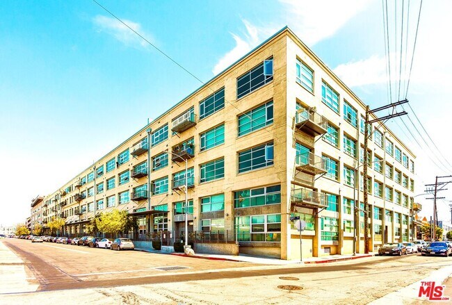 Foto del edificio - 527 Molino St