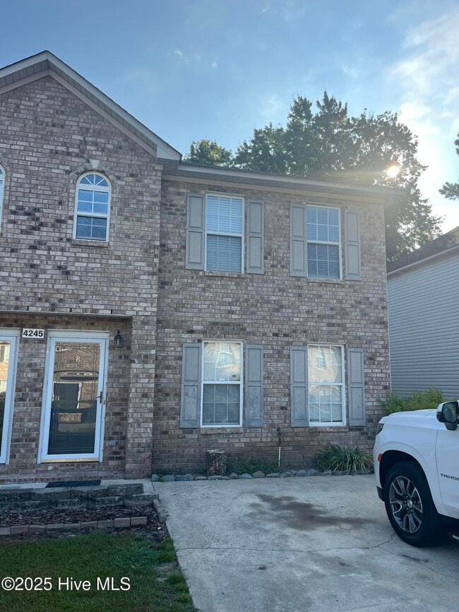 Building Photo - 4245 Williamsbrook Ln