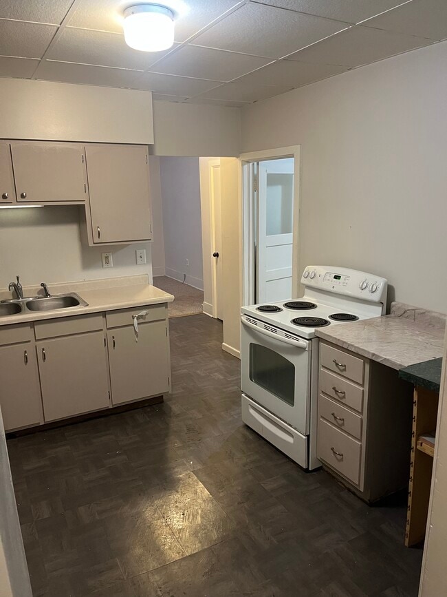 Building Photo - 801 N 3rd St