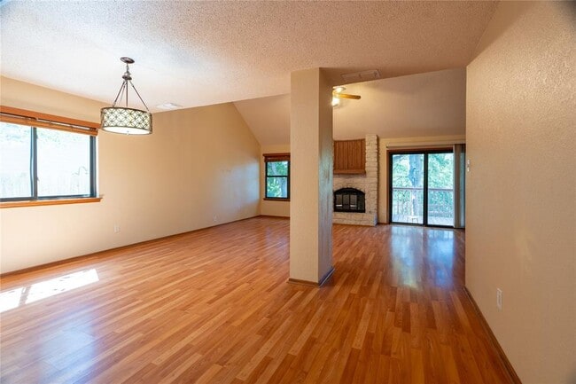 Building Photo - 12710 Timberside Dr