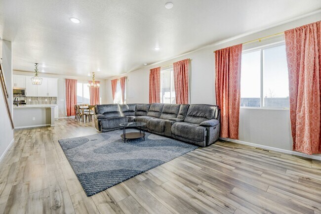 Foto del edificio - 13492 Broad Wing Dr