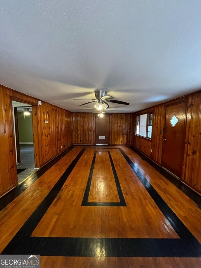 Foto del edificio - 103 Dwayne Dr