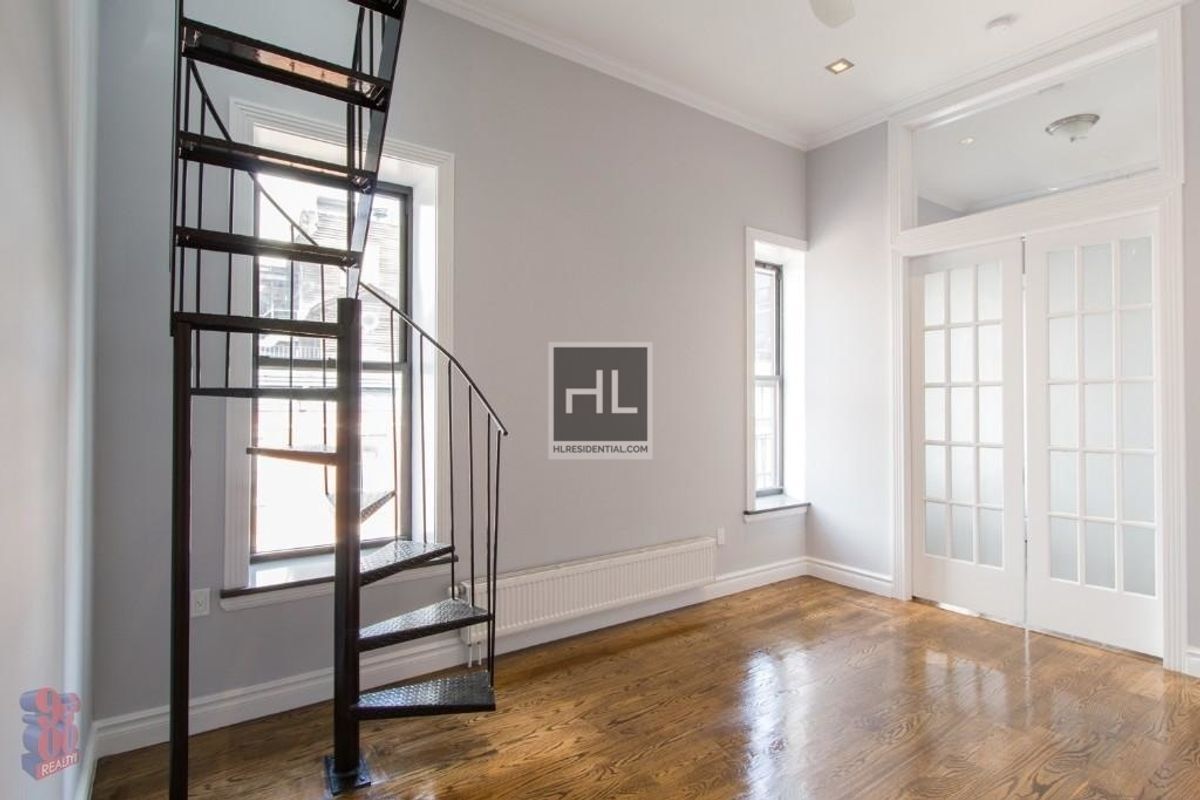 Foto principal - East 13th Street