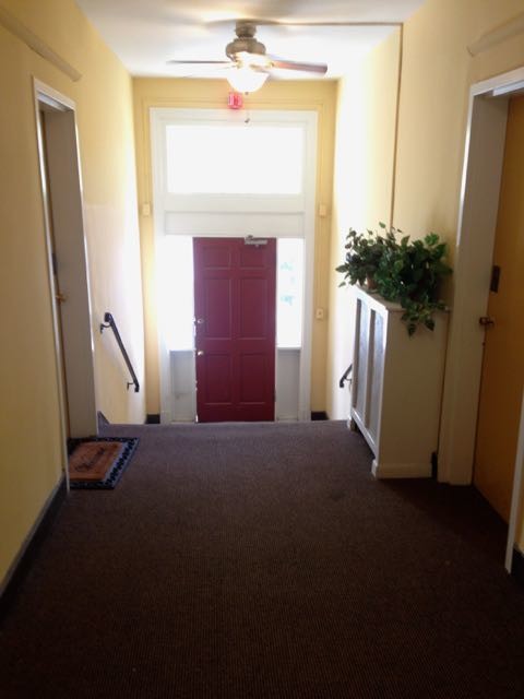 Foto del edificio - 412 3rd St NE