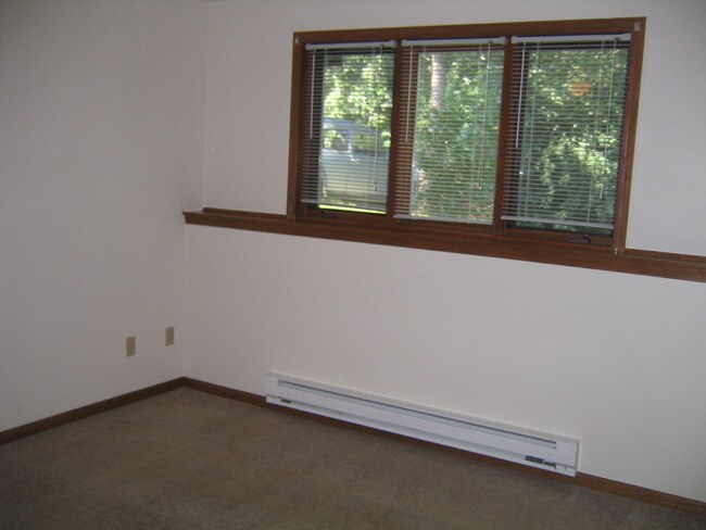 Building Photo - 25 Mesa Ct