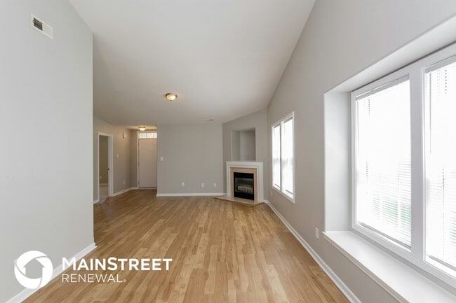 Foto del edificio - 10527 Hugue Way