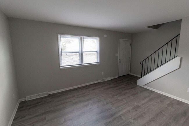 Building Photo - 1219 Player Pl