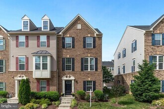 Building Photo - 42586 Harlow Meadows Terrace
