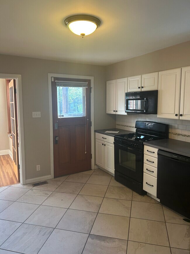 Foto del edificio - 3662 Wilmington Ave