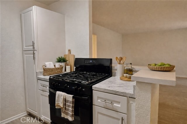 Building Photo - 1810 W Sallie Ln