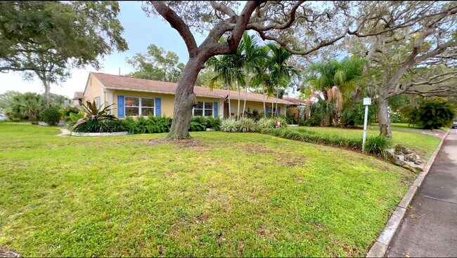 Foto del edificio - 441 47th St N