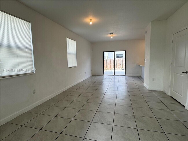 Foto del edificio - 13379 SW 287th St