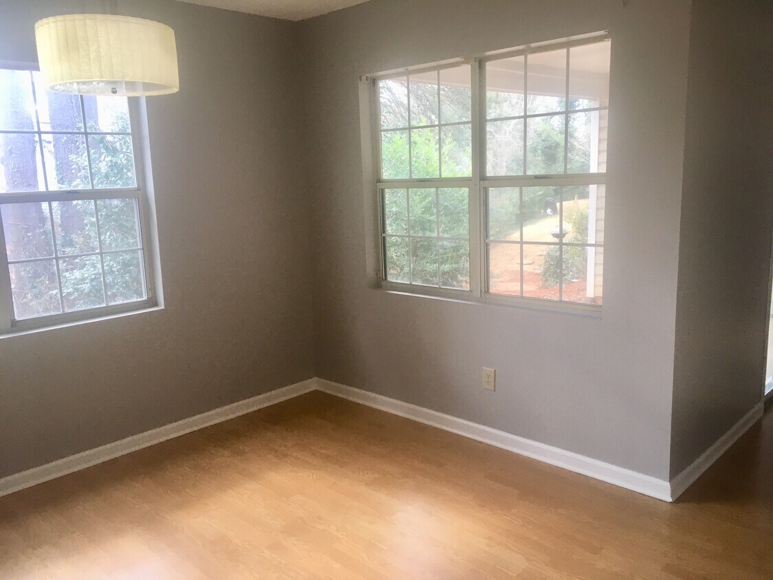 86 Devon Ln Unit 86, Avondale Estates, GA 30002 Condo for Rent in