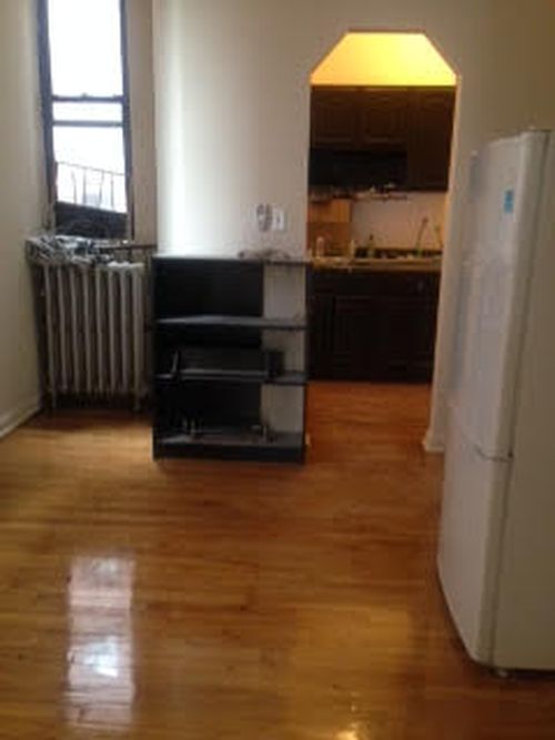 Building Photo - 13 E 124th St