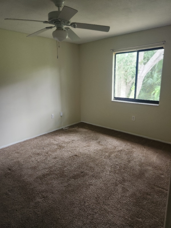 Building Photo - 2216 Flower Tree Cir