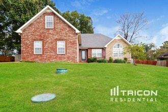 Building Photo - 1006 Cascade Falls Dr