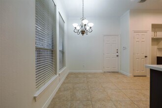 Building Photo - 13647 Brookbluff Ln