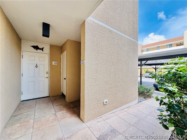 Foto del edificio - 3432 NE Causeway Blvd