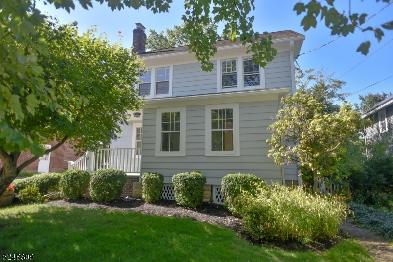 Primary Photo - 12 Lum Ave