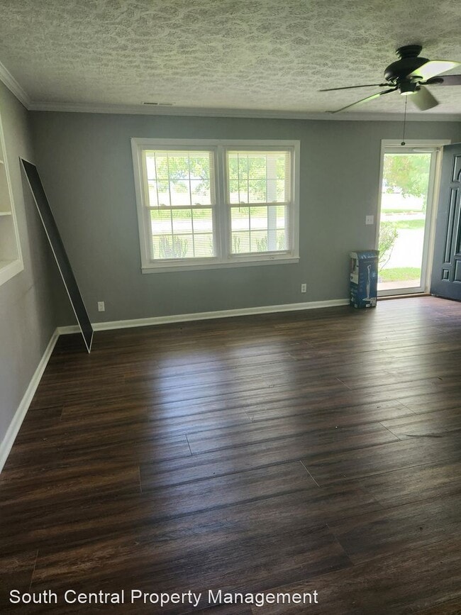 Building Photo - 3 br, 1.5 bath House - 544 Lexington Dr