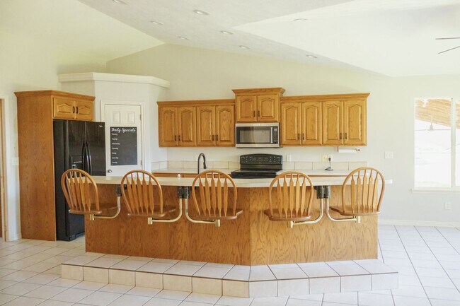 Foto del edificio - 4087 E 356 N