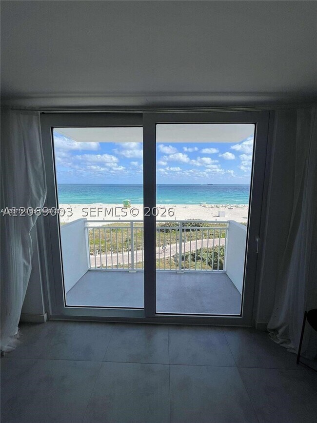 Building Photo - 345 Ocean 616