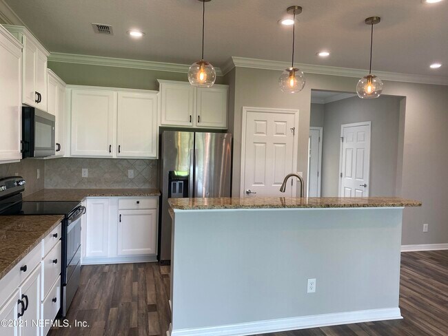 Foto del edificio - 7003 Berrybrook Dr